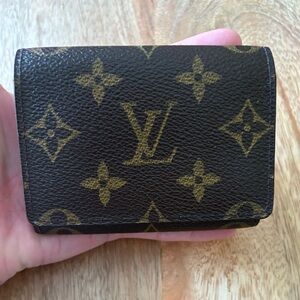 Louis Vuitton Authentic Card Holder